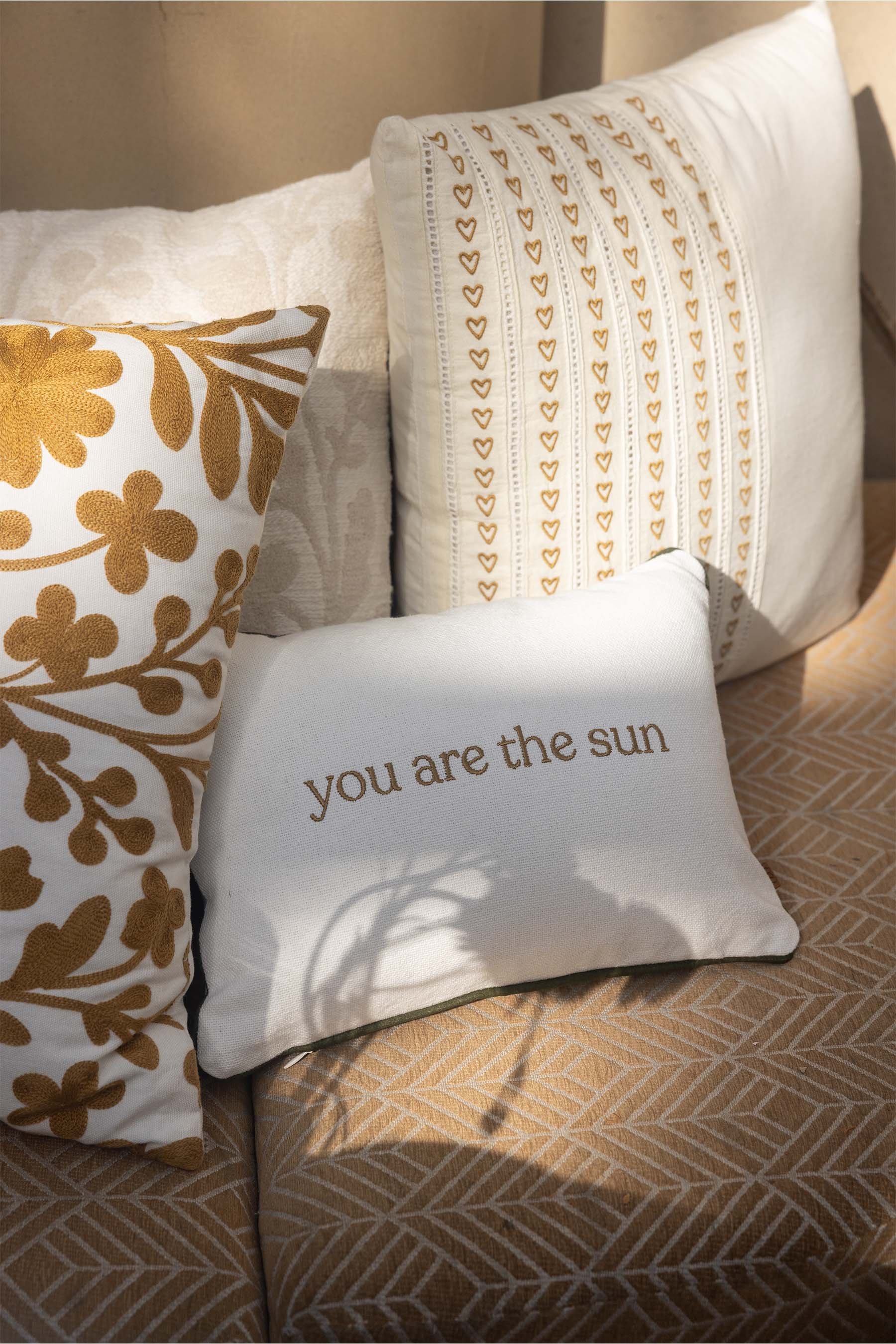 kussen love this day 35x25cm | white / gold - Image 4