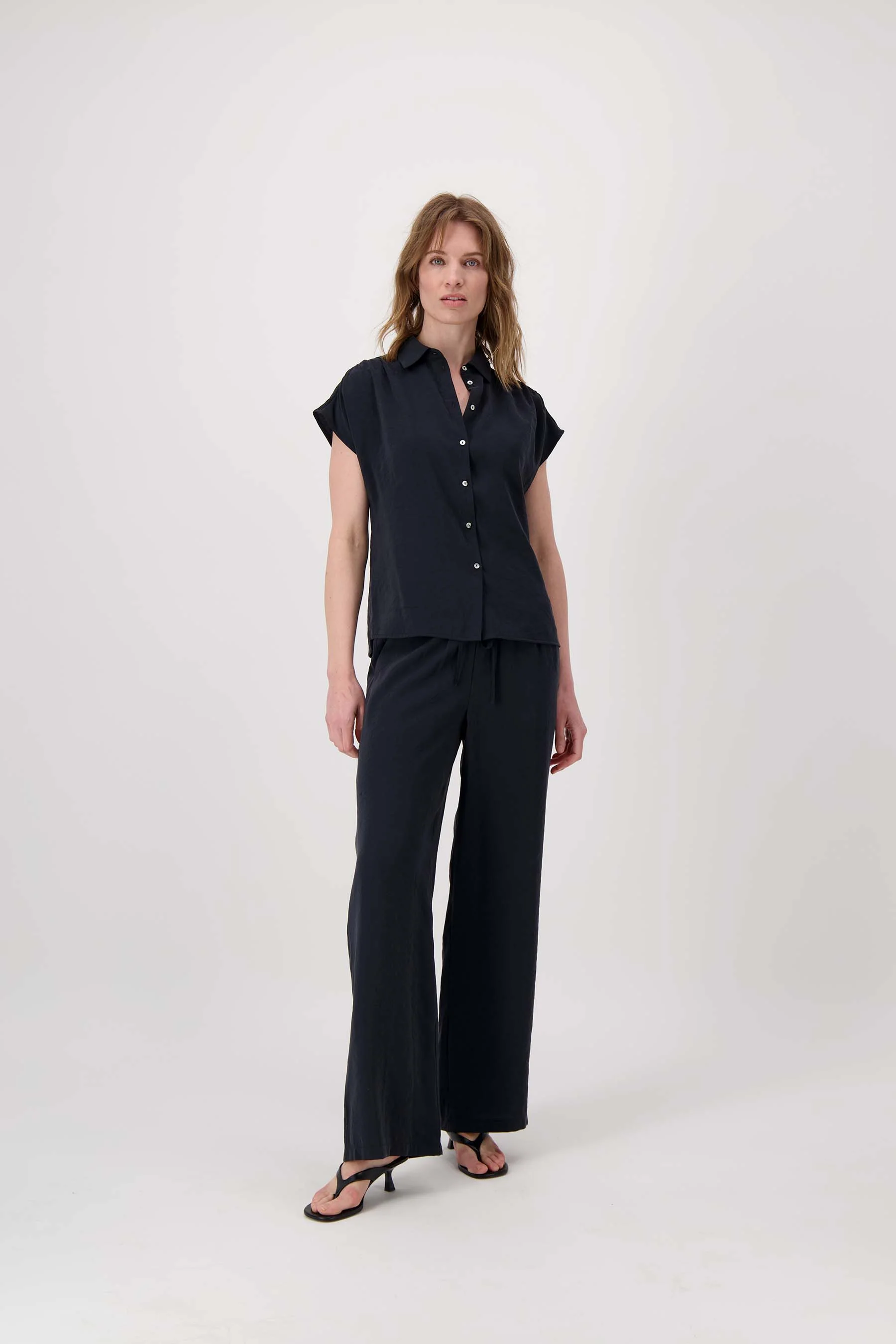 modal blouse mouwloos | black - Image 3