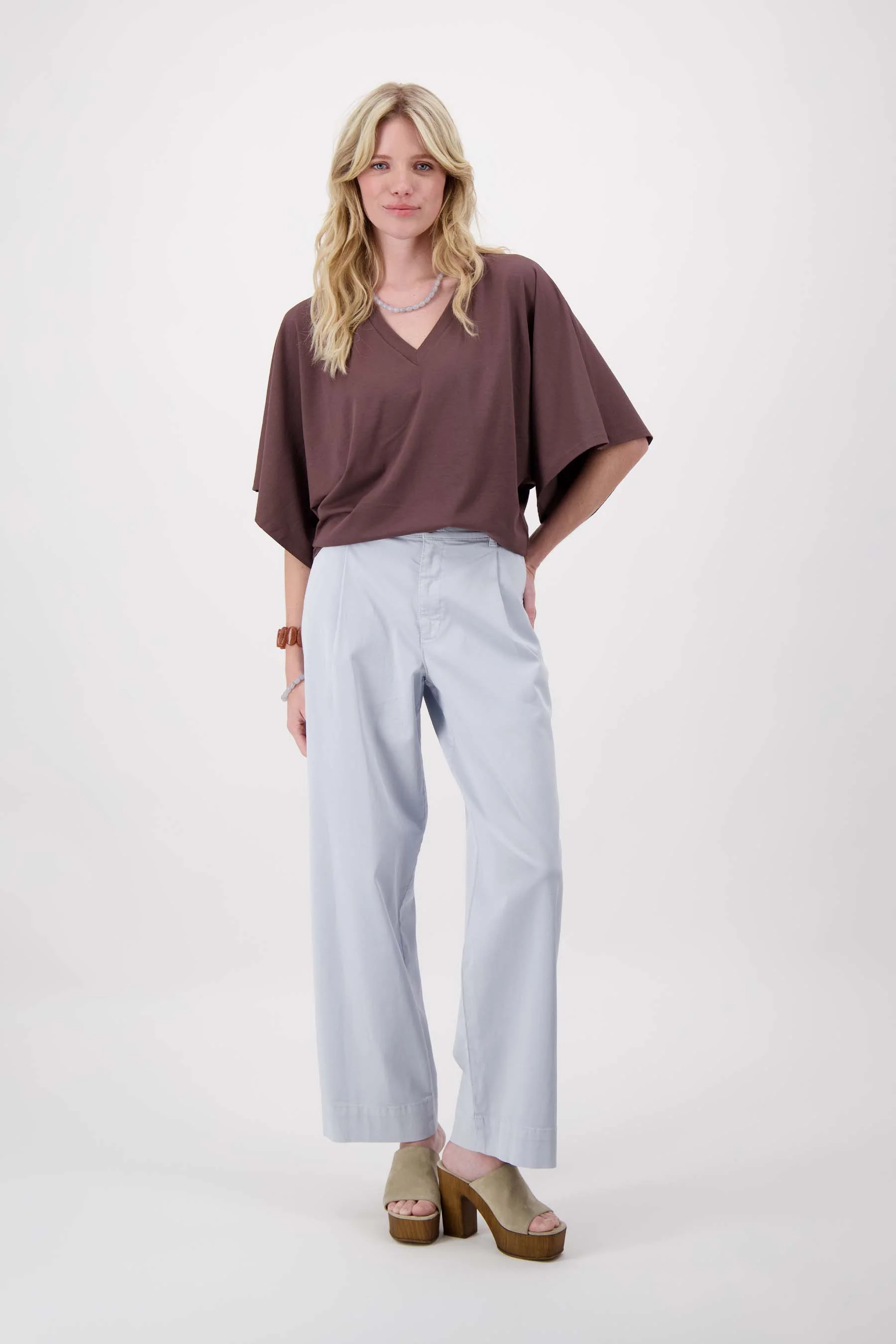 V hals T-shirt wijde mouw met Zusss embroidery | brown - Image 2
